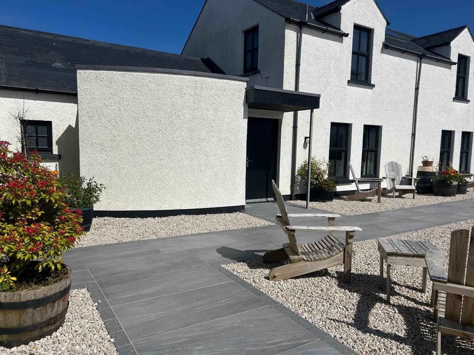 Bayview Farm Holiday Cottages Бушмилс Екстериор снимка