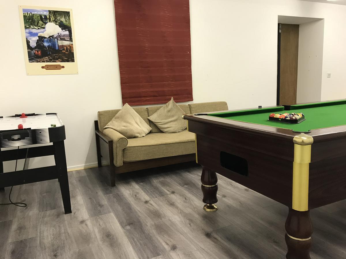 Bayview Farm Holiday Cottages Бушмилс Екстериор снимка