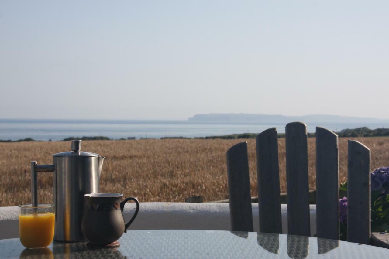 Bayview Farm Holiday Cottages Бушмилс Екстериор снимка